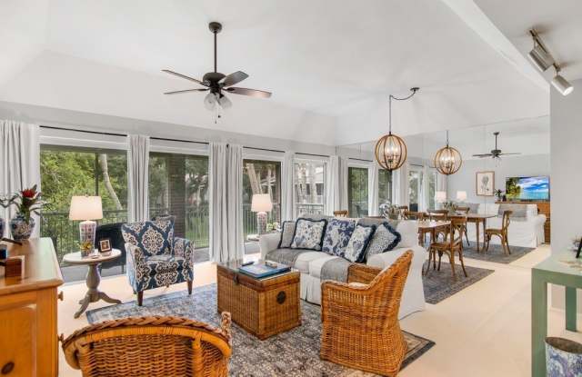 133 E Park Shores Circle Gallery 4