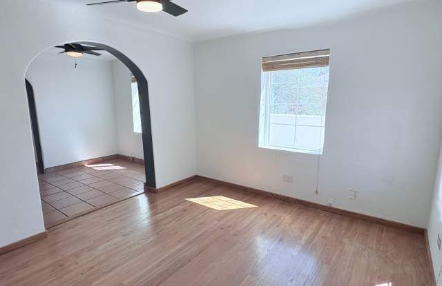 Charming 3Bed/2Bath in central Palo Verde Neighborhood Gallery 1