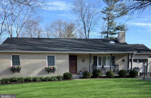 16 HONEYBEE Avenue photos photos