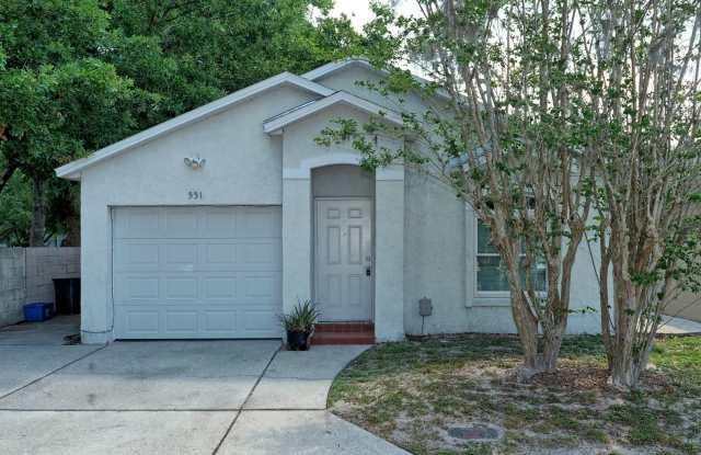Spacious 3 Bedroom 2 Bath home with 1 car garage available now in Altamonte Springs! photos photos
