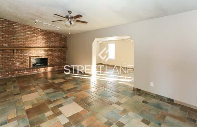 113 West Bluefield Avenue Gallery 3