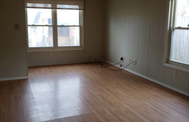 8240 Gilmore Road Gallery 4