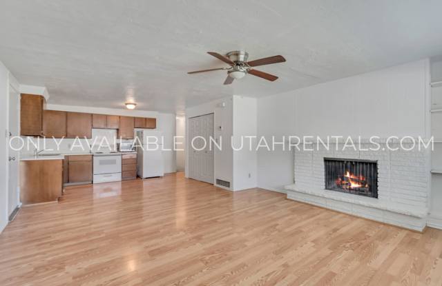 595 W 1850 N photos photos