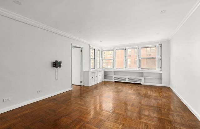 233 E 70TH Street unit: 3S photos photos