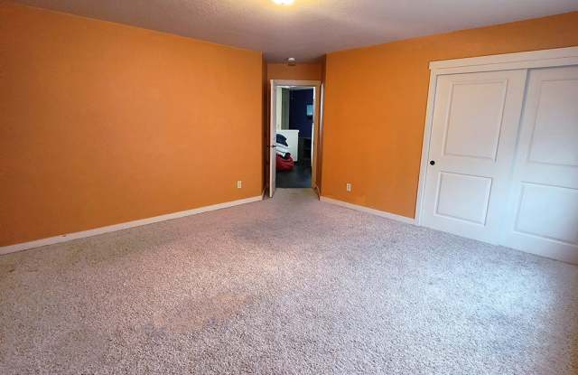 5124 Northeast 74th Court Gallery 4