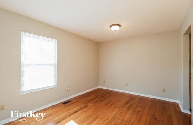 4033 Timber Creek Drive Gallery 4