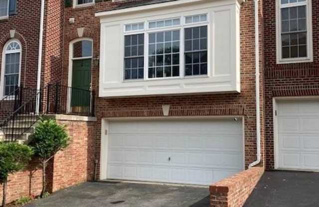 3363 WILTON CREST CT - 3363 Wilton Crest Court, Rose Hill, VA 22310
