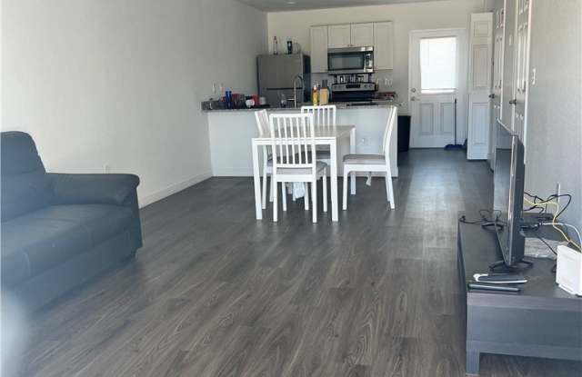 701 S Lopez Street photos photos