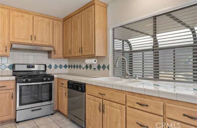 1708 East Cyrene Drive Gallery 4