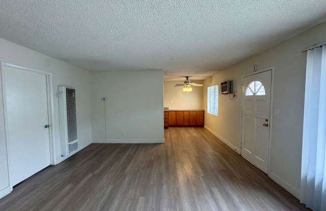 Beautifully Renovated 2 Bed / 1 Bath Apartment for Rent in Los Alamitos! photos photos