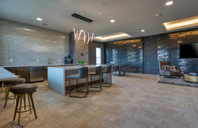 10802 N Mopac Expy Bldg 4 Gallery 4