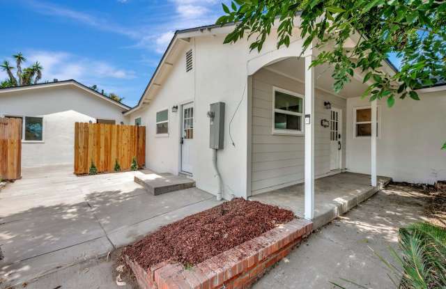 Single level 3 bedrooms home in San Diego FOR RENT. photos photos