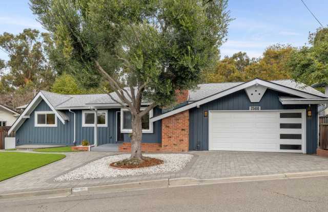 Updated Woodland Estates Home photos photos