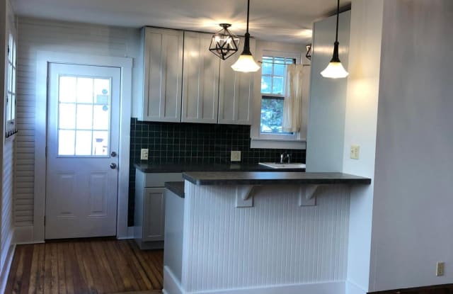 212 E Moler Street - 212 E Moler St, Columbus, OH 43207