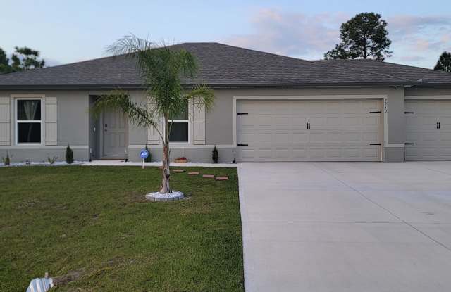 2910 San Filippo Drive Southeast photos photos