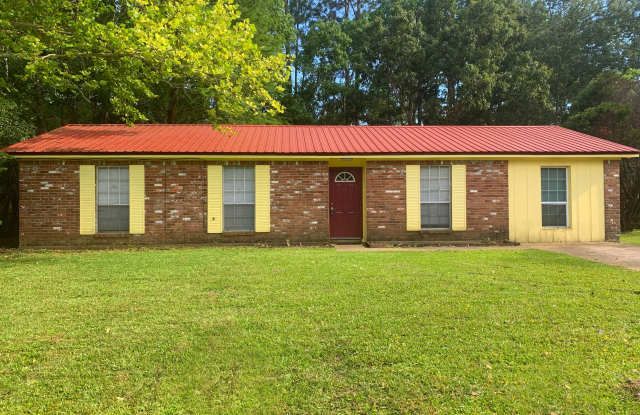 1725 Kingfisher Drive - 1725 Kingfisher Drive, Gautier, MS 39553