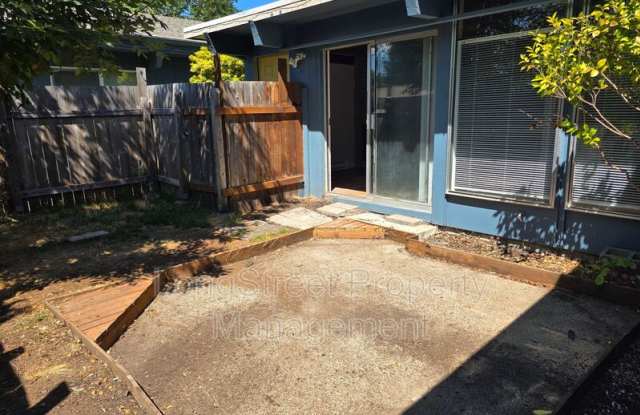 829 NW 26th photos photos