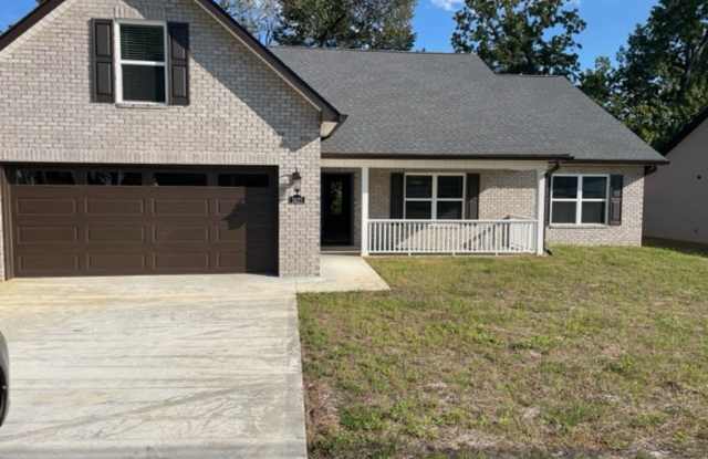 Maryville 37804 - 4 bedroom, 2 bath home - Call Ed Johnson 865-924-5045 photos photos Maryville 37804 - 4 bedroom, 2 bath home - Call Ed Johnson 865-924-5045 photos photos
