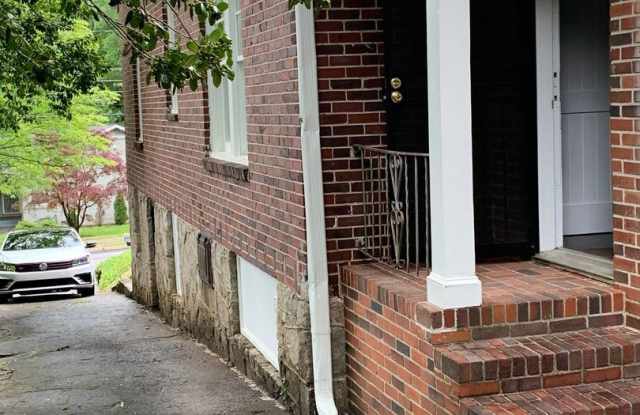1739 Sylvan Road Gallery 3