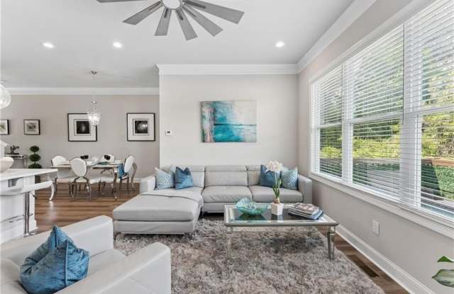3370 Sarah Trail Gallery 1