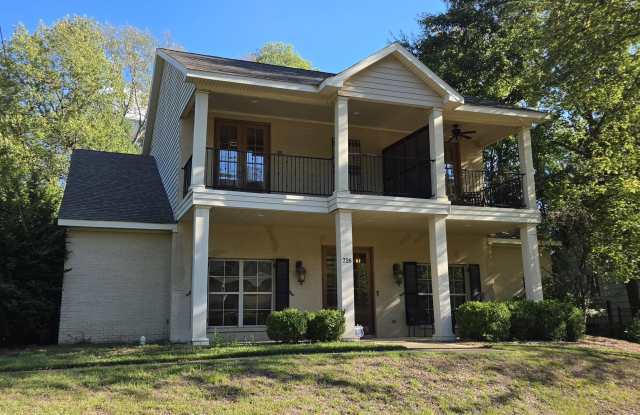 726 Euclid Avenue lot: A Gallery 1
