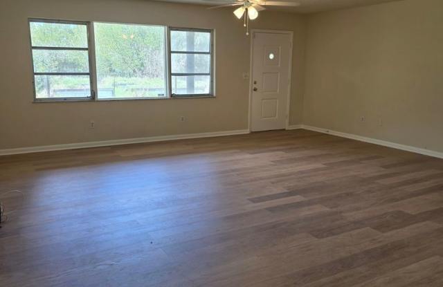 Spacious 3BR/2BA Home with 2-Car Carport & RV/Boat Parking photos photos