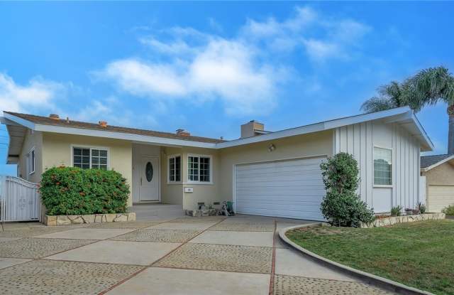 324 N Goodhope Avenue - 324 North Goodhope Avenue, Los Angeles, CA 90732