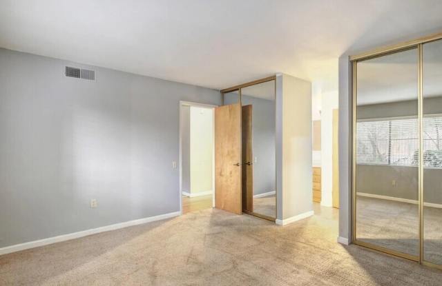 886 Woodside Ln E - 886 Woodside Lane East, Arden-Arcade, CA 95825