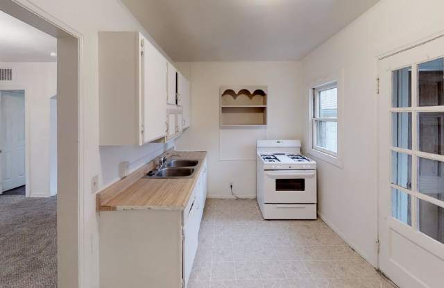 114 East Taylor Street - 114 East Taylor Street, Colorado Springs, CO 80907