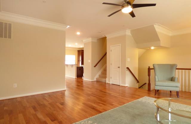 15307 KETTLEBASTON LANE Gallery 3