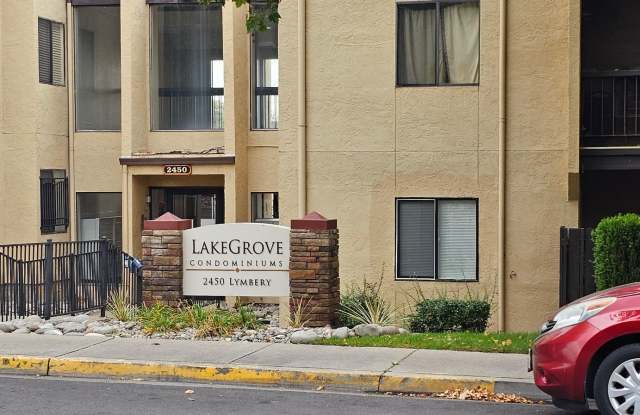 For Rent Large Studio, Old SouthWest Reno, Walk to Virginia lake. photos photos