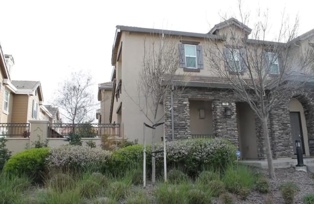 16 South Hidalgo Street - 16 South Hidalgo Street, Mountain House, CA 95391