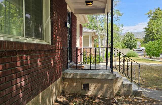 Brick Bungalow for Rent! photos photos
