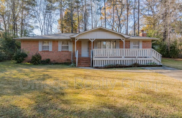 1024 Dogwood Dr photos photos