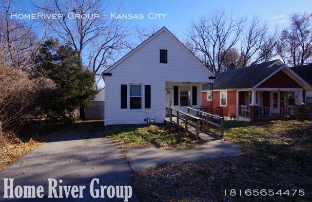 131 S Willow Ave - 131 S Willow Ave, Sugar Creek, MO 64054