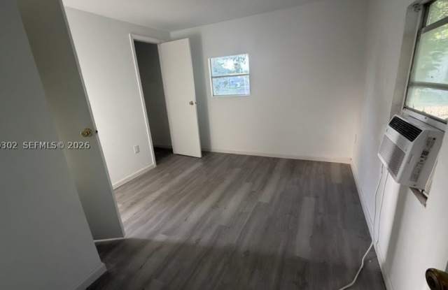 11942 Anchorage Way Gallery 4