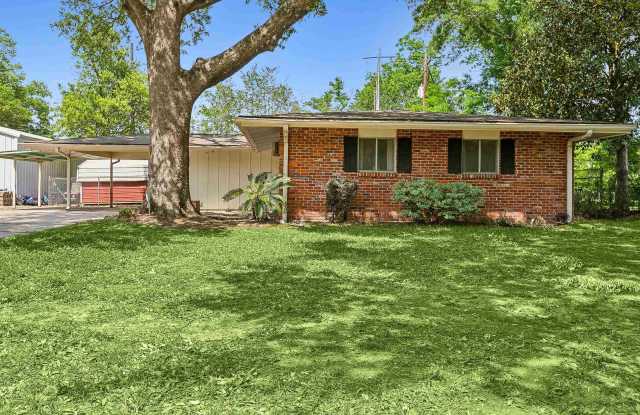 9267 Kingcrest Pkwy - 9267 Kingcrest Parkway, Baton Rouge, LA 70810