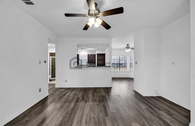 218 N Beacon St - 218 North Beacon Street, Dallas, TX 75214