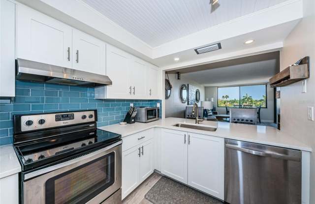 6361 BAHIA DEL MAR Boulevard Gallery 4