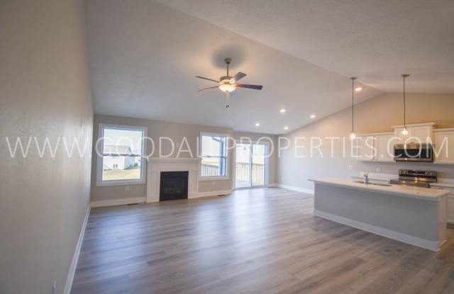Ranch Style 3 Bedroom 2 Bath home in Waukee with a Walk out basement!! Gallery 4