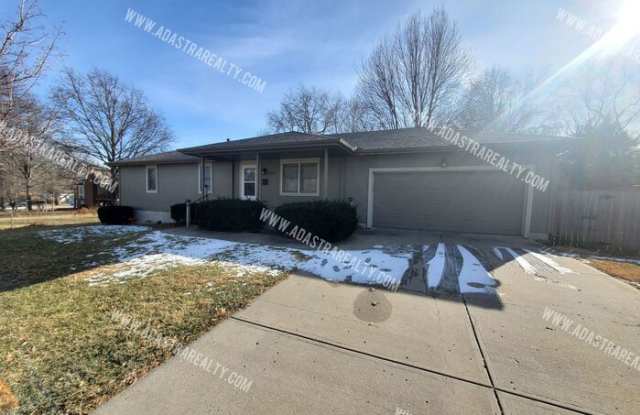 11425 West 61st Street photos photos