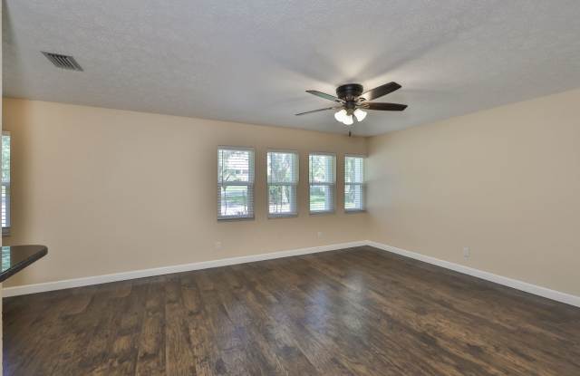 Duplex For Rent photos photos