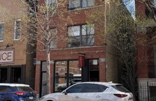 1933 N Damen Avenue photos photos