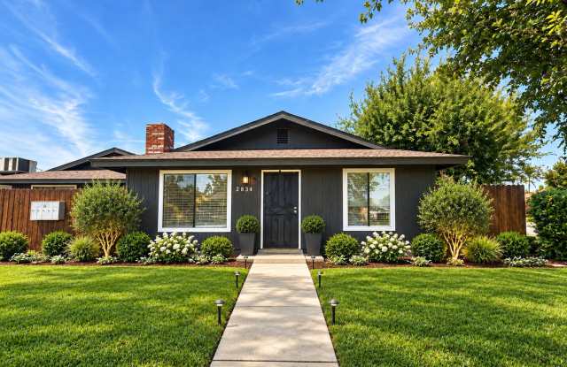 LEASE ONLY - 2824 N. HALF MOON DR. Gallery 1