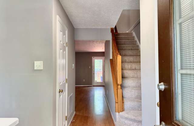 20527 LOWFIELD Drive Gallery 3