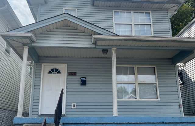 Beautifully renovated 3 bedroom house! photos photos