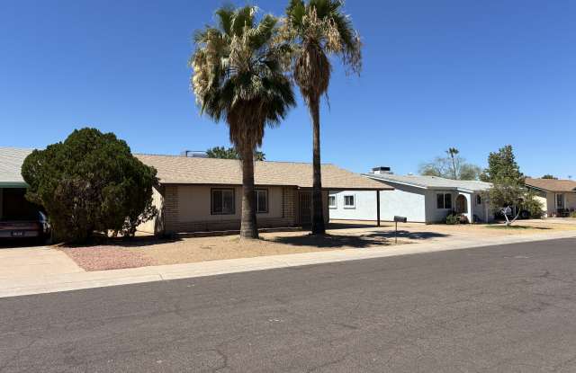5915 W Tierra Buena Ln Gallery 2