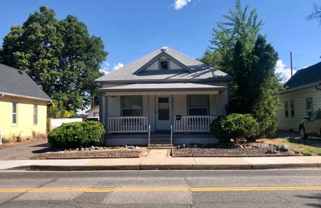 2 Bedroom Home For Rent in the Historic Arvada District - 7808 Grandview Avenue, Arvada, CO 80002