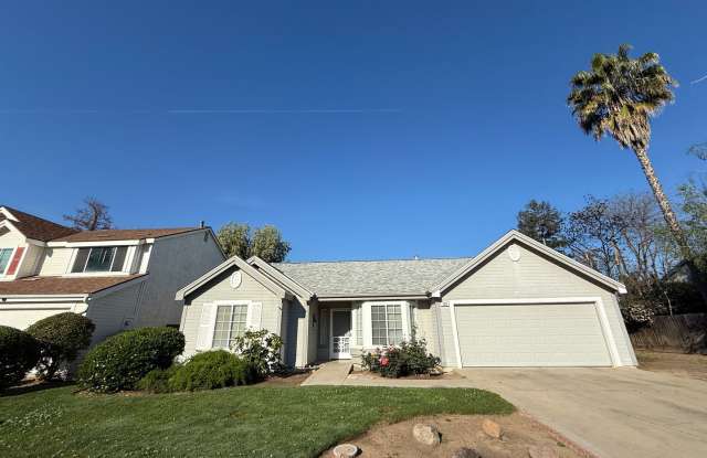 2 bedroom, 2-bathroom home plus den/office in Fresno, CA! photos photos