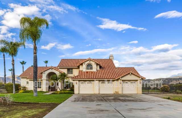 493 Summerhill View photos photos